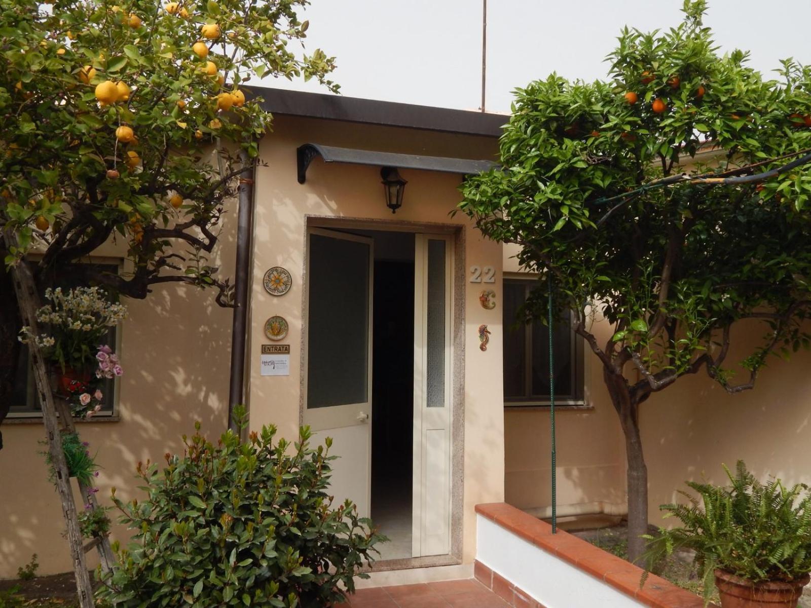 דירות סירקוזה Nel Giardino Di Nunziatina מראה חיצוני תמונה